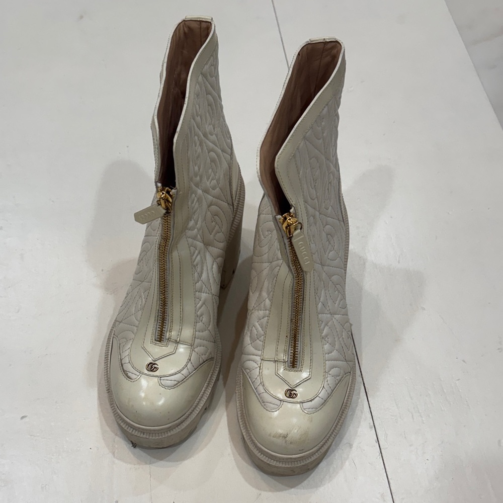 Gucci cream quilted boots